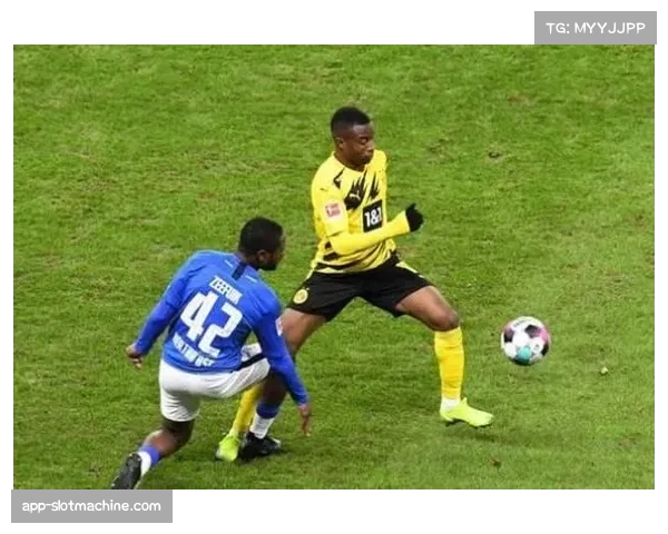 埃因霍温青年队再创佳绩多名新星入选荷兰U21国家队展现强大青训实力 埃因霍温青年队再创佳绩多名新星入选荷兰U21国家队展现强大青训实力