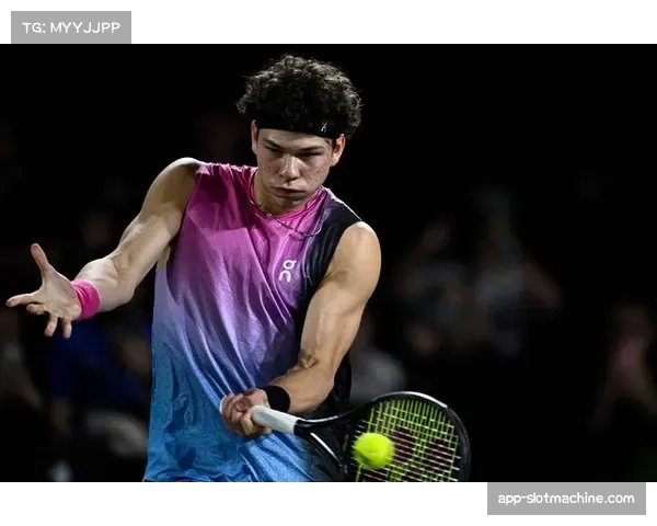 谢尔顿首次晋级总决赛 创个人职业生涯最佳排名 谢尔顿首次晋级总决赛 创个人职业生涯最佳排名