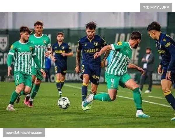 法马利康小胜对手稳居前列 年轻阵容展现潜力成黑马候选